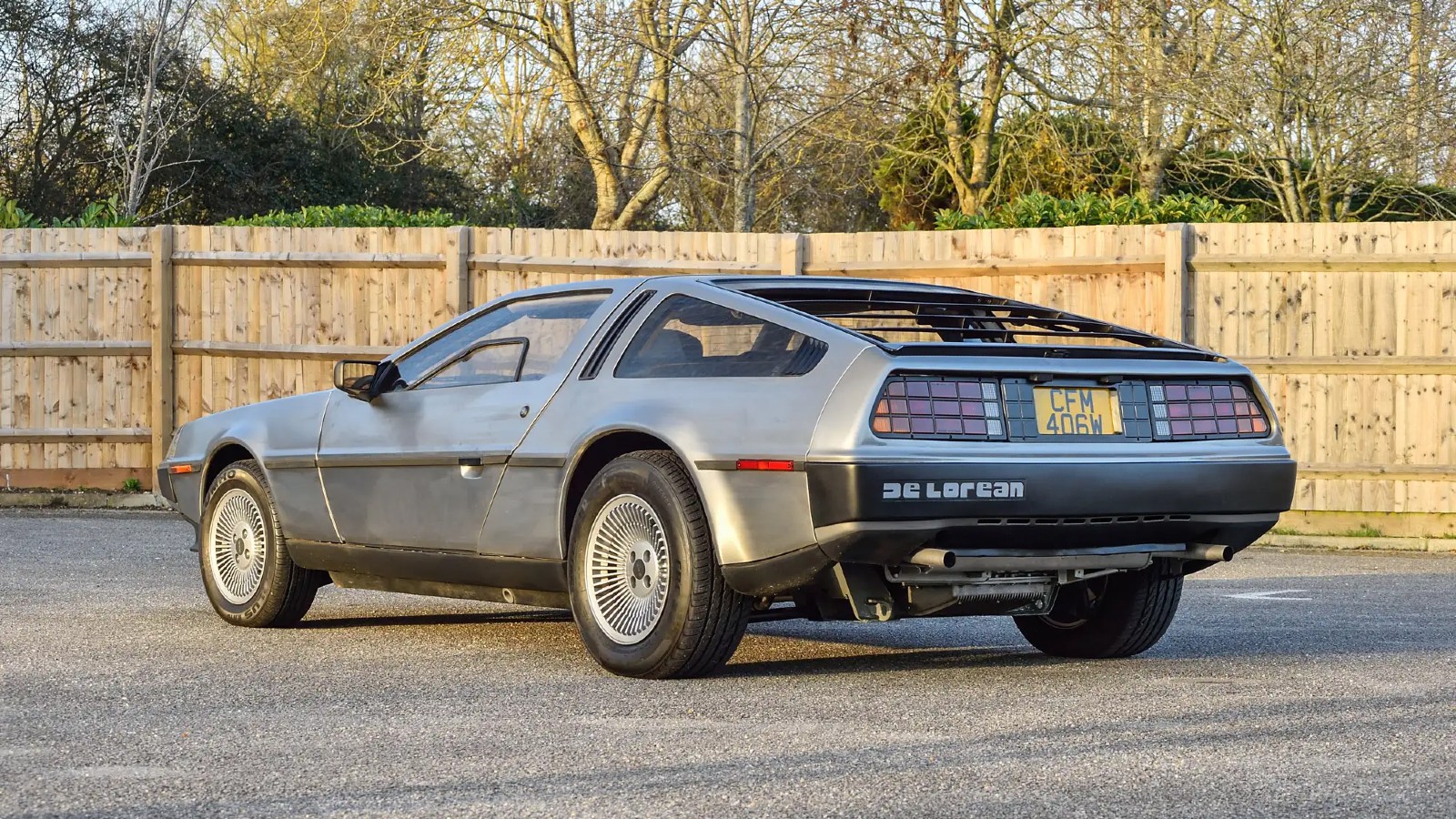 Subasta DeLorean DMC-12 restaurado