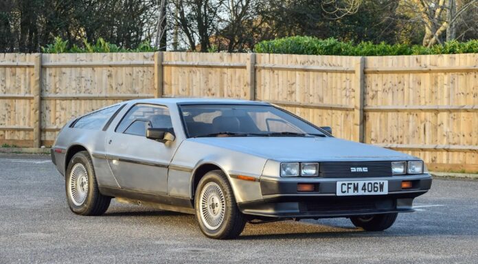 A subasta un DeLorean DMC-12 restaurado en un estado impecable Subasta DeLorean DMC-12 restaurado