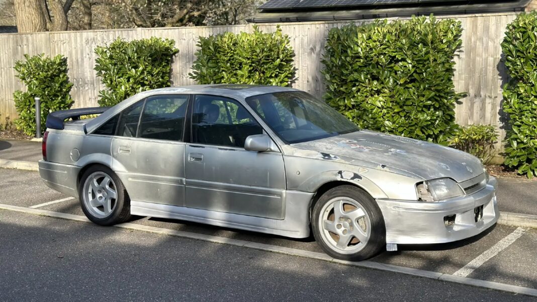 Subasta Vauxhall Lotus Carlton Sultán Brunéi