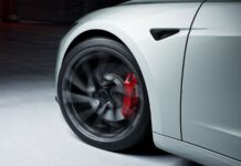 Tesla patenta un sistema para evitar el sobrecalentamiento de los frenos, pero no te gustará cómo lo consigue tesla-patenta-sistema-evitar-sobrecalentamiento-frenos