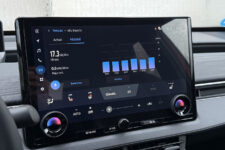 Toyota C-H+ pantalla