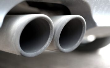 Añadir pequeñas cantidades de agua al diésel puede reducir las emisiones del motor en más del 60%, según un estudio Mezclar agua con diésel ayuda a reducir las emisiones