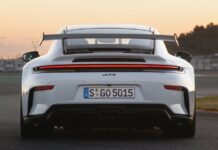 Interceptada una mujer de 92 años circulando a 228 km/h en un Porsche 911 GT3: “Me gusta conducir rápido” Mujer de 92 años circulando a 228 km/h en un Porsche 911 GT3