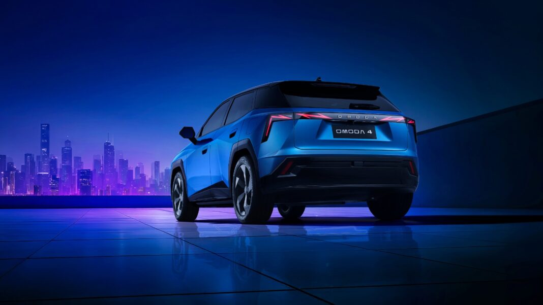 Omoda 4