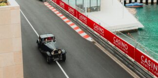 El Príncipe Alberto II conduce el legendario Bugatti Type 41 Royale en Gran Premio Histórico de Mónaco Príncipel Alberto II conduce un Bugatti Type 41 Royale