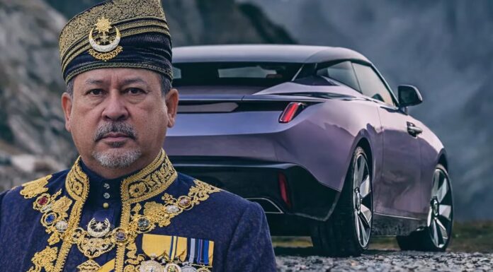 Desvelado el propietario del cuatro Rolls-Royce Droptail construido, valorado en unos 26 millones de euros Dueño del Rolls-Royce Droptail