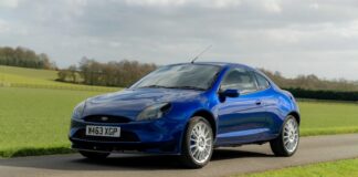 A subasta un raro Ford Racing Puma del 2000 del que solamente se construyeron 500 unidades Subasta Ford Racing Puma