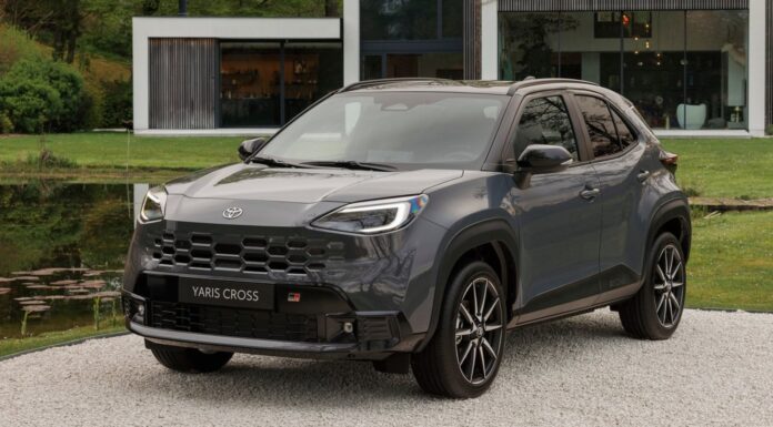 Toyota Yaris Cross 2026, lavado de cara para uno de los SUV híbridos más vendidos en España Toyota Yaris Cross 2026