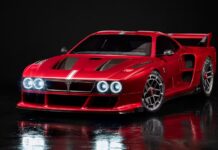 Este Kimera K9 no es un restomod, sino un proyecto original y tiene un motor V8 de Koenigsegg Kimera K9