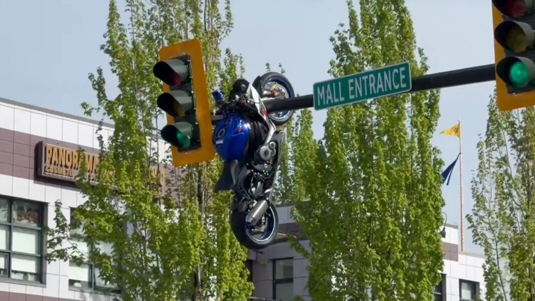 Accidente moto Suzuki BMW Serie 3