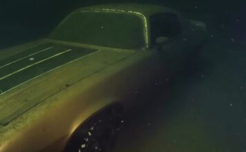 Encuentran un Camaro Z28 de 1974 hundido en un lago Camaro Z28 hundido en un lago