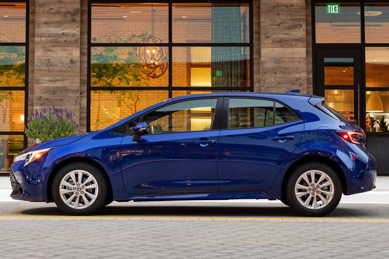 coches mas vendidos abril 2026 españa 