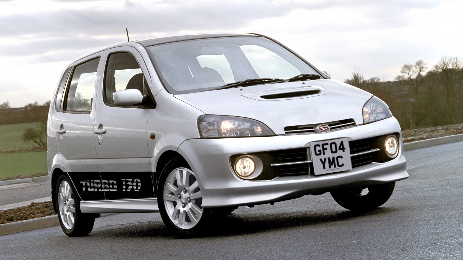 Daihatsu YRV Turbo 130