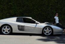 Kendall Jenner presume de su espectacular Ferrari 512 TR Kendall Jenner Ferrari 512 TR