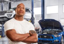 La Policía multa al actor Dwayne ‘La Roca’ por tener un tintado de lunas ilegal en su coche La Roca multa