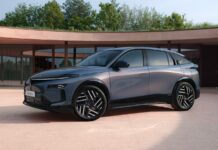 Primeras imágenes oficiales del Lancia Gamma, un SUV disponible con motores híbridos y eléctricos que llegará después del verano Lancia Gamma