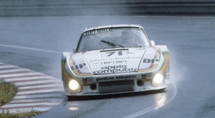 El primer coche de Apple lo encontramos en 1980: nació en Stuttgart y fue todo un campeón Porsche 935 K3 Apple Computer