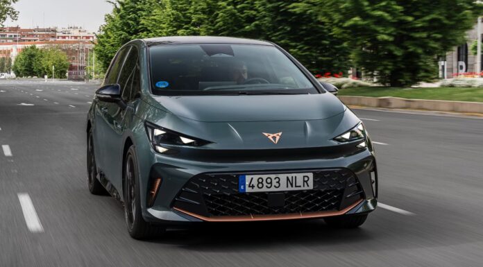 He probado el CUPRA Born VZ 2026: "Es mejor, más agresivo y en la plataforma MEB, el referente" prueba de CUPRA Born VZ 2026