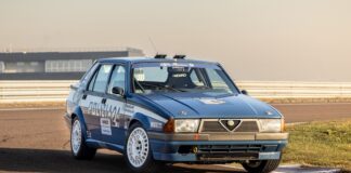 A la venta un raro Alfa Romeo 75 Grupo A de la Policía italiana que participó en numerosas carreras Venta Alfa Romeo 75 Grupo A de la Policía italiana