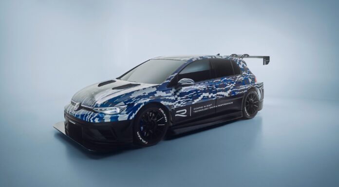 El Volkswagen Golf R correrá las 24 Horas de Nürburgring en 2027 para celebrar el 25º aniversario del Golf R32 Volkswagen Golf R correrá las 24 Horas de Nürburgring