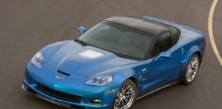 Cómo pagaron en efectivo a un grupo de ingenieros para que mantuvieran en secreto la creación del Blue Devil, el precursor del Chevrolet Corvette ZR1 Corvette Blue Devil