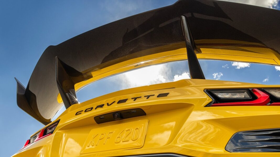 Corvette ZR1 carga aerodinámica provoca daños en la pintura