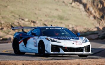 Así pulverizó el Chevrolet Corvette ZR1X el récord de modelos de producción en Pikes Peak Corvette ZR1X Pikes Peak