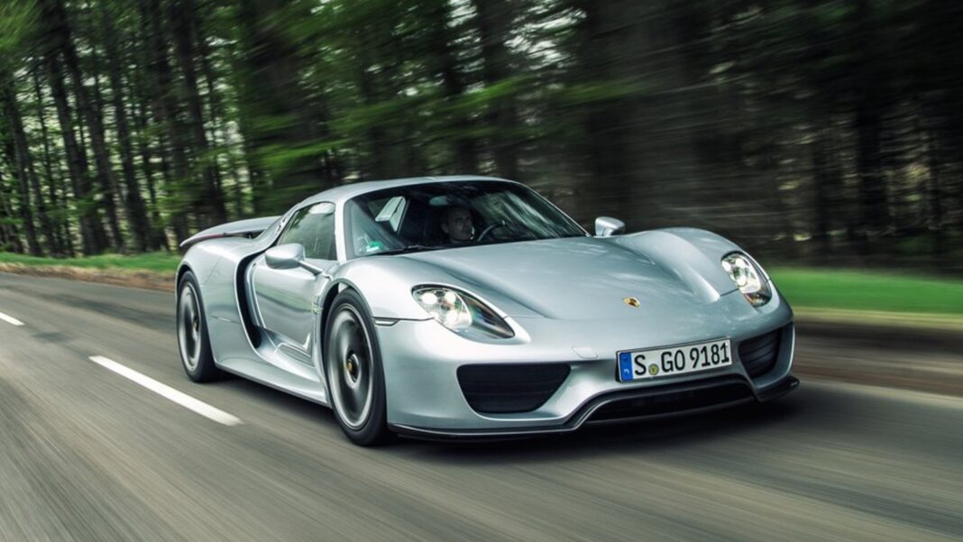 Fernando Alonso Porsche 918 Spyder