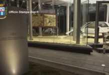 Quieren trasladar el Fiat Croma en el que murió el juez Giovanni Falcone en un atentado de la mafia a un museo privado, pero la Policía Penitenciaria se opone Fiat Croma Giovanni Falcone