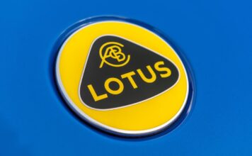 Lotus trolea a Ferrari en redes sociales por el Luce Lotus trolea a Ferrari por el Luce
