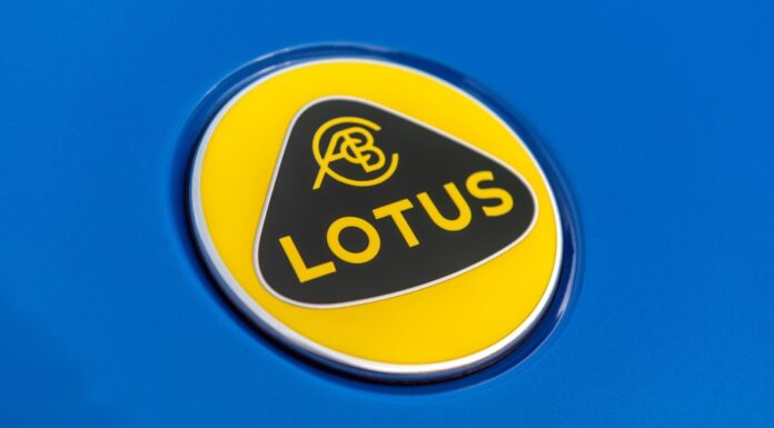 Lotus trolea a Ferrari en redes sociales por el Luce Lotus trolea a Ferrari por el Luce