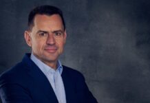 Martin Sander, ejecutivo de Volkswagen, está en contra de prohibir los coches de combustión Martin Sander Volkswagen