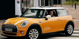 Un Mini Cooper D alcanza el millón de kilómetros en 12 años con el motor original y un consumo medio de 2,95 l/100 km Mini Cooper D millón de kilómetros