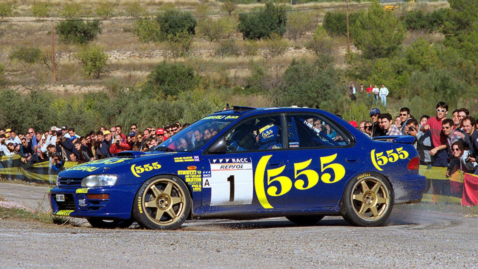 Origen de las llantas doradas Subaru Impreza WRC