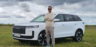 PRUEBA en VÍDEO del Jeacoo 5 SHS Exclusive: "Los chinos han hecho un coche prácticamente perfecto"