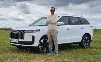 PRUEBA en VÍDEO del Jeacoo 5 SHS Exclusive: "Los chinos han hecho un coche prácticamente perfecto"