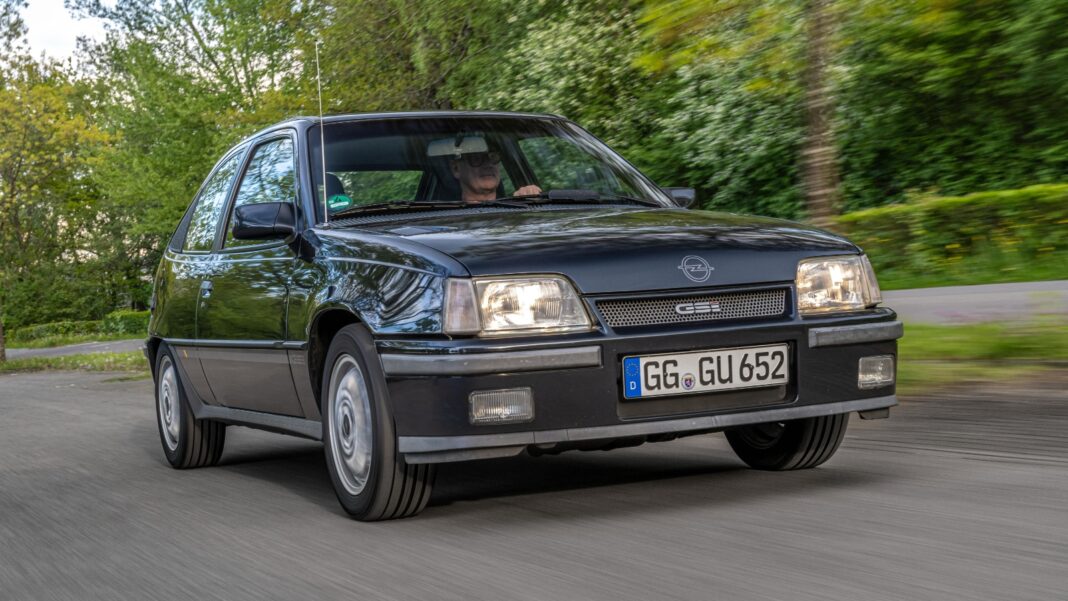 prueba del Opel Kadett GSi