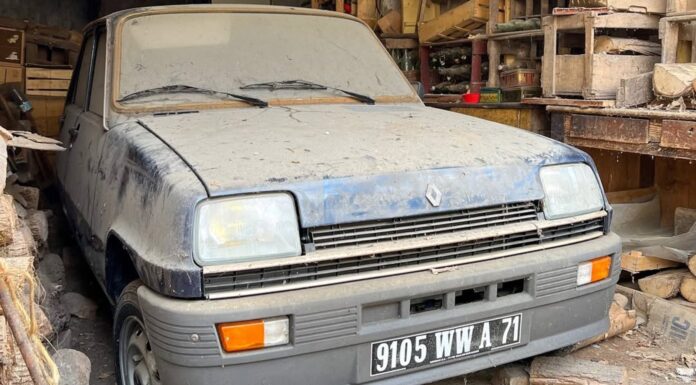 Encuentran un Renault 5 de 1982 nuevo abandonado en un garaje con apenas 12 kilómetros Renault 5 1982 nuevo abandonado