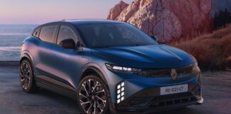 Megane E-Tech 2026, el compacto eléctrico se actualiza con más equipamiento y nueva batería LFP con hasta 500 kilómetros de autonomía Megane E-Tech 2026