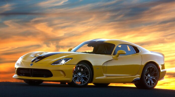 Tim Kuniskis, jefe de SRT, desvela la verdadera razón por la que el Dodge Viper dejó de fabricarse y no volverá La verdadera razón por la que el Dodge Viper dejó de fabricarse