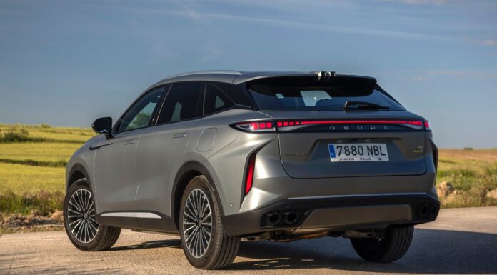 5 coches que no parecen premium, pero lo son coches no parecen premium