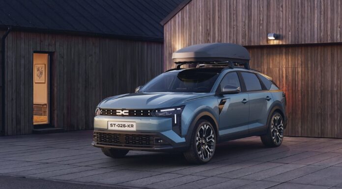 Dacia Striker, un crossover con estilo coupé, 600 litros de maletero y motores electrificados Dacia Striker