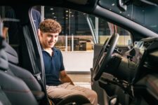 Marc Roma recibe su Ford Puma ST adaptado con tecnología Ford BlueCruise