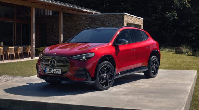 Mercedes GLA 2026, la tercera generación crece y llega con versiones de gasolina electrificadas y 100% eléctricas Mercedes GLA 2026
