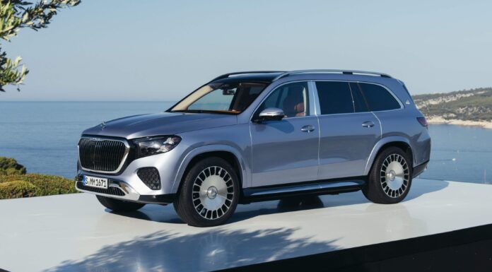 Mercedes-Maybach GLS 2026, el máximo lujo de la estrella en formato SUV, con nuevas opciones de personalización y un motor V8 más potente Mercedes-Maybach GLS 2026