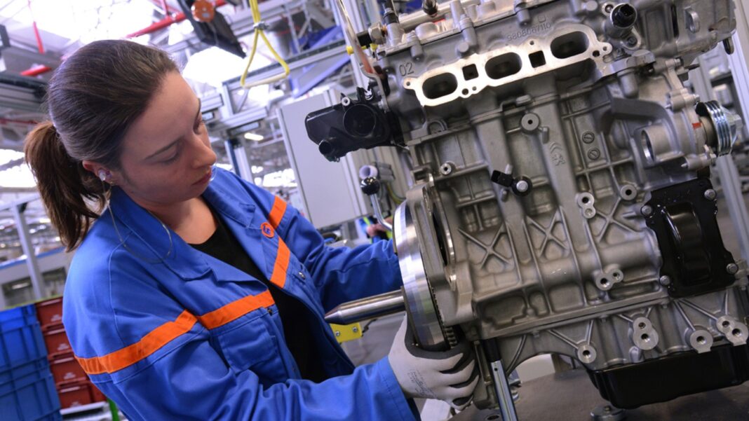 Stellantis cierra la planta de Douvrin donde se fabricaba el motor PureTech