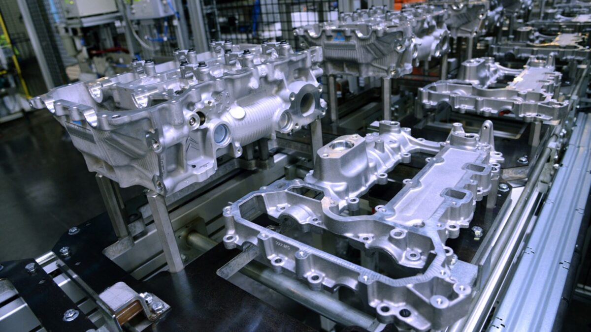Stellantis cierra la planta de Douvrin donde se fabricaba el motor PureTech