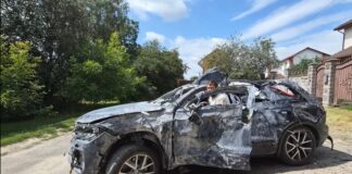 ¡Increíble! Un Volkswagen Touareg sobrevive al impacto de un misil balístico cercano y vuelve a arrancar Volkswagen Touareg sobrevive a un misil balístico