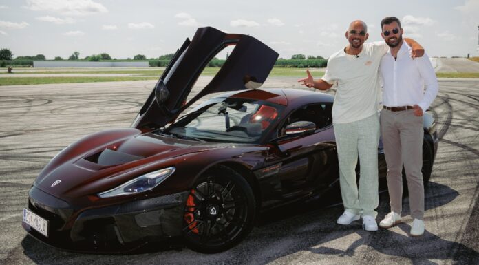 Will Smith se marca unos donuts con un Rimac Nevera junto a Mate Rimac en su vista a la fábrica Will Smith Rimac