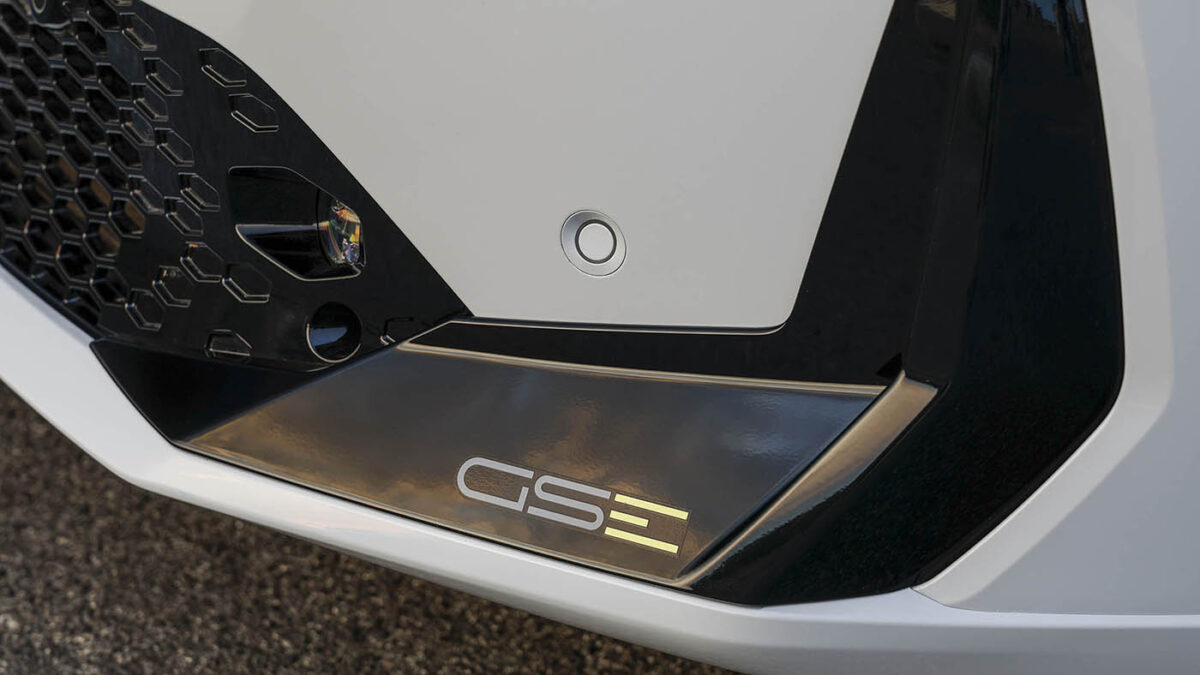 prueba Opel Corsa GSE logo GSE